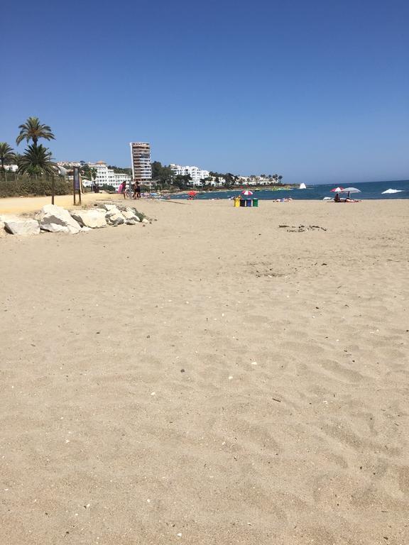 Ocean Point Apartment Sitio de Calahonda Bagian luar foto